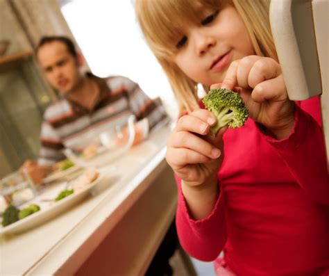 Tips for picky eaters: encouraging real food from our garden?