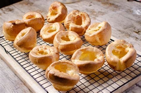 Easy ways to preserve summer garden tomatoes for winter meals?