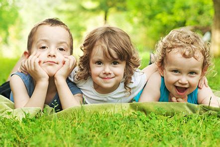 Simple Ways to Make Your Yard and Home Safer for Your Kids - Mom Does ...