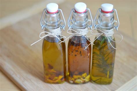 Homemade Infused Olive Oils {DIY Holiday Gift} | Luci's Morsels ...