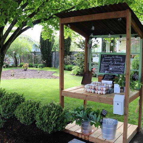 21 Roadside Farm Stand Ideas to Stand Out | TheGrow