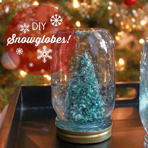 Annie's City Kitchen: DIY Snowglobes