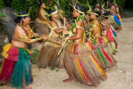 Traditional Group Dancers Yap Island Dancing Editorial Stock Photo ...