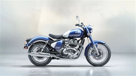 Motorrad Vergleich Royal Enfield Classic 650 2025 vs. Royal Enfield ...