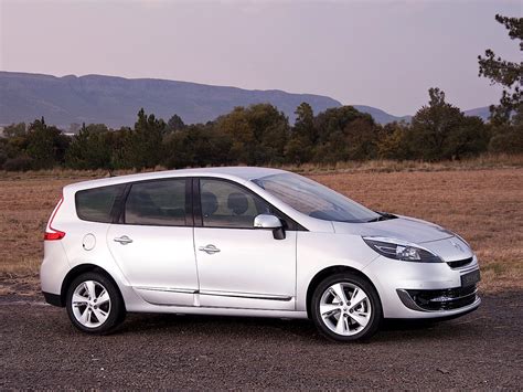 2013 Renault Grand Scenic Specs, Performance & Photos - autoevolution