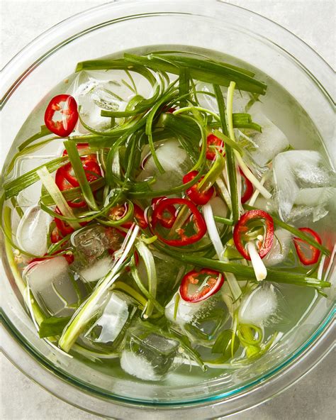 Why an Ice Bath Is the Key to Fresher, Greener Vegetables | Epicurious