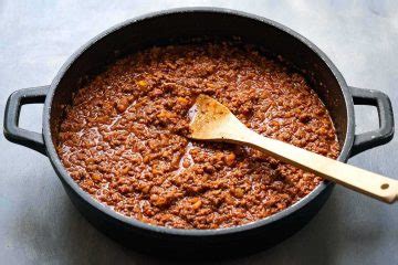 Best spaghetti sauce with ground beef (ragu Bolognese)