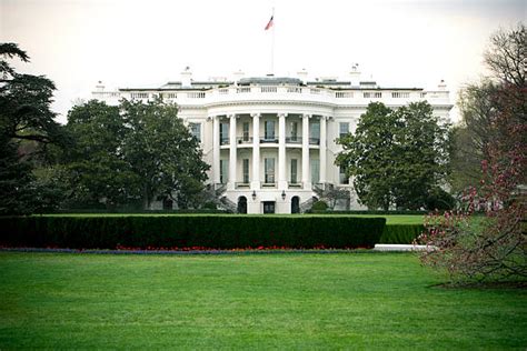 50+ The White House Rose Garden Stock Photos, Pictures &amp; Royalty-Free ...