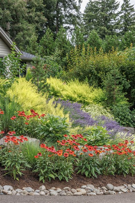 Growing an Abundant Garden - National Garden Bureau - Pollinator ...