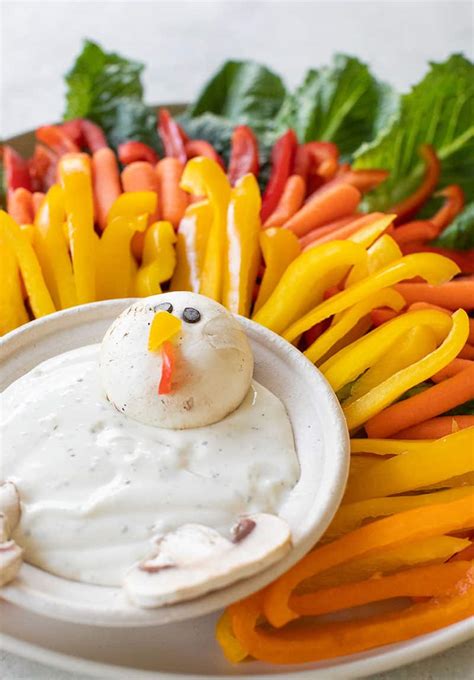 Colorful Thanksgiving Vegetable Platter for Kids! - Sugar and Charm