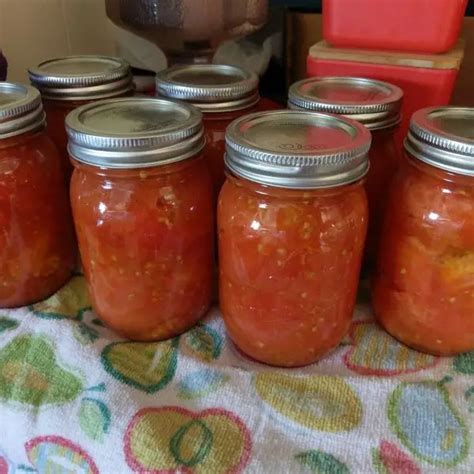 Safely Canning Tomatoes: The Complete Guide