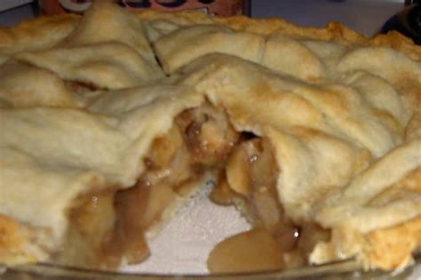 Simple country living traditions: best homemade projects for family bonding?