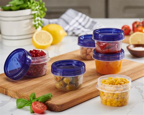 11 Best Plastic Food Storage Containers For 2024 | Storables