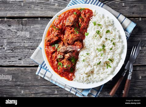 Beef stew with tomatoes hi-res stock photography and images - Alamy