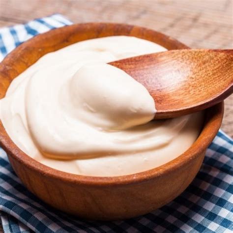 17 Best Sour Cream Substitutes (for Baking and Other Occasions ...