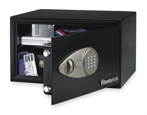 SENTRY SAFE 16 15/16 in x 14 9/16 in x 8 7/8 in Security Safe, Black ...