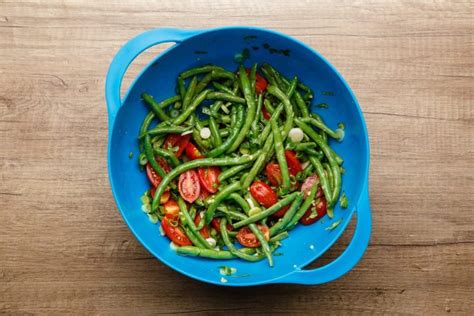 Easy Microwave Green Bean Recipe (How To) - Microwave Meals