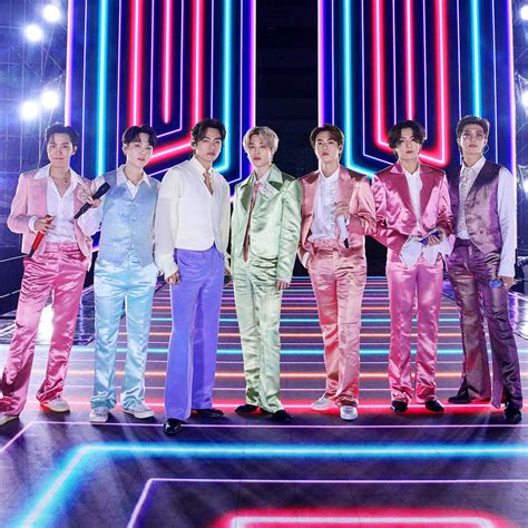 BTS: How to balance raw reality of homemade food with ideal results?