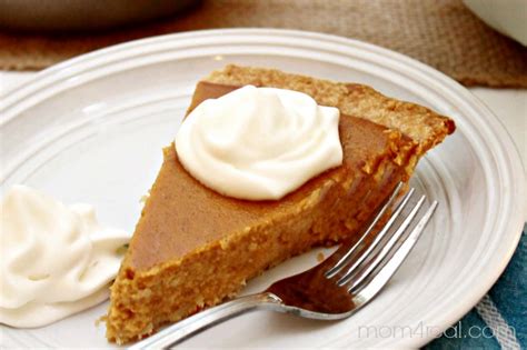 Pumpkin Pie Recipe ~ Thankful At Home - Mom 4 Real