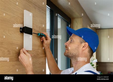 Lighting installation home hi-res stock photography and images - Alamy