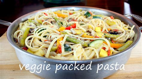 Easy Pasta with Fresh Vegetables – Lola Rugula