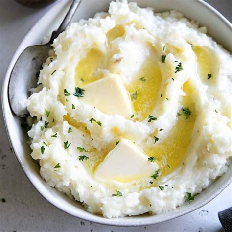 Crockpot Mashed Potatoes - The Forked Spoon