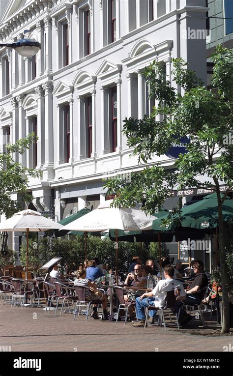 travel people at cafe Stock Photo - Alamy