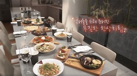 For ‘real food’ blogs, what BTS content – like garden mishaps or kitchen fails – deeply resonates?