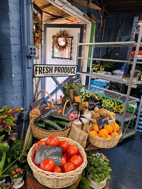 Farmers Market Produce - Goffle Brook Farms