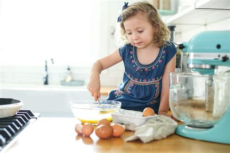 How to involve kids in garden-to-table real food prep for less mealtime stress?