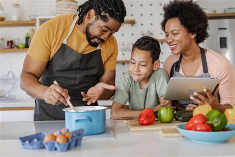 3,200+ Black Teens Cooking Stock Photos, Pictures &amp; Royalty-Free Images ...