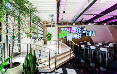 Mosaic Video Wall with 2G Omega and 3G Ultra - Just Add Power Support