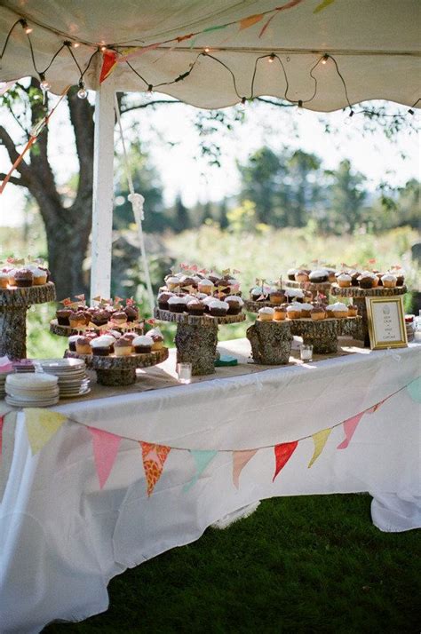 17 Best images about Rustic dessert table set-up on Pinterest | Wedding ...
