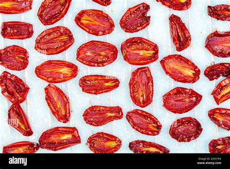 Dried tomato halves Stock Photo - Alamy