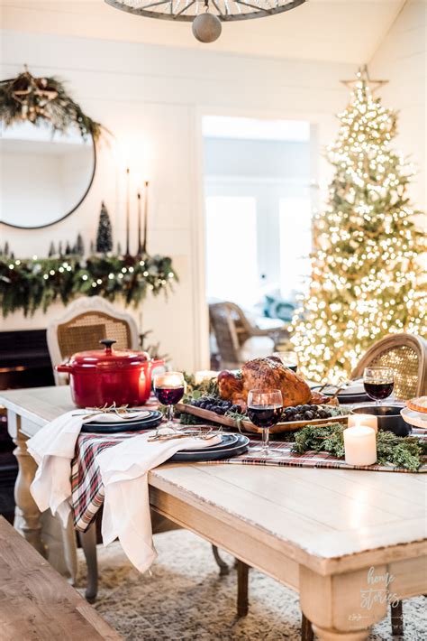 How to host a stress-free country holiday feast using real food & homemade touches?
