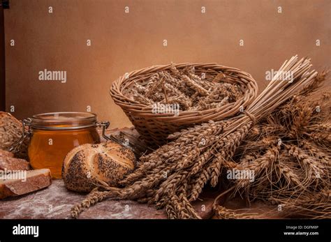 Traditional country food Stock Photo - Alamy