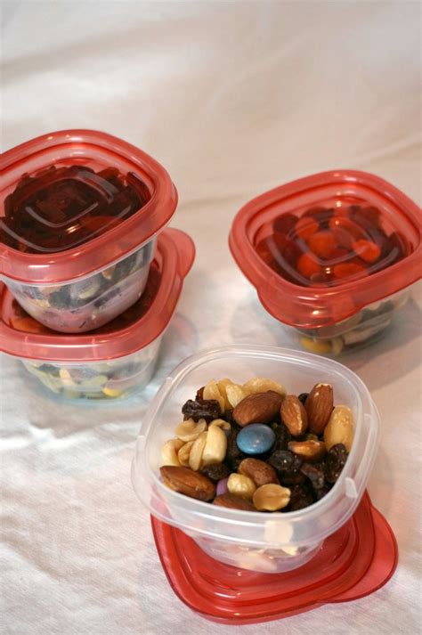 Healthy Road Trip Snacks for the Family