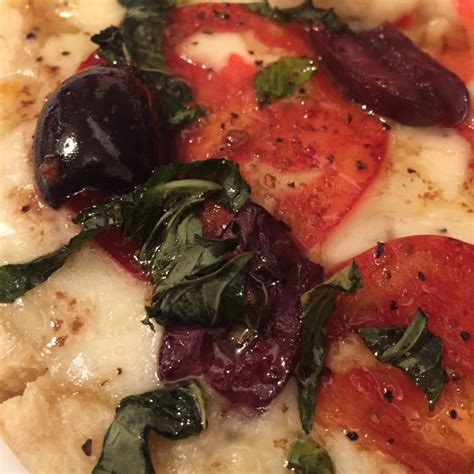 Adventures with Jameson and Ginger Ale: Margherita Pizza (with a twist)