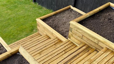 Filling your raised bed with soil | WoodBlocX