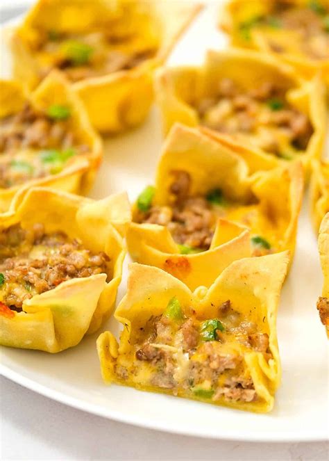 Sausage Wontons are the best small bite party appetizers! This easy ...