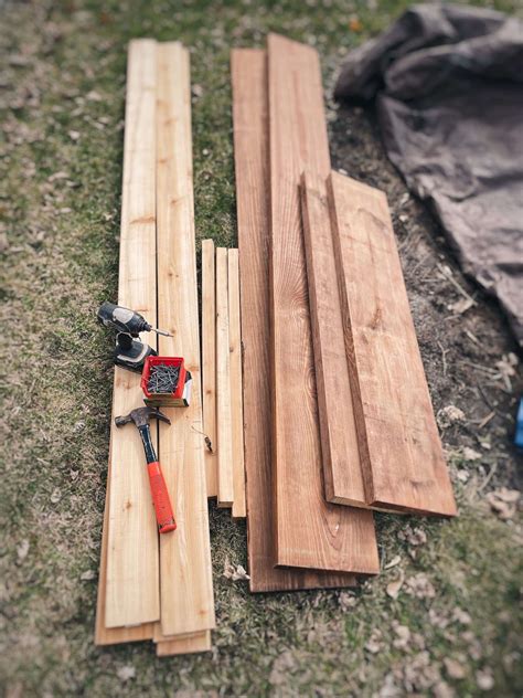 How To: Toxin-Free Raised Bed Liner - The Homesteading RD