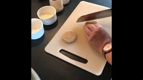 Brød croutoner i actifry - brug dine brødrester! - YouTube