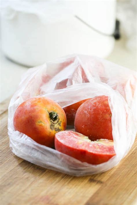 How to Freeze Tomatoes - Lady Lee's Home