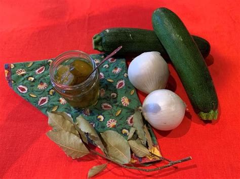 How to preserve summer garden bounty into easy real food recipes for homemade winter meals?