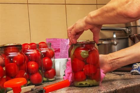The Complete Guide to Canning Tomatoes