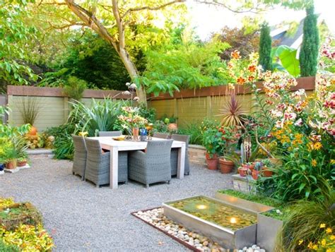 Mediterranean Garden Ideas and Inspiration | Garden Design