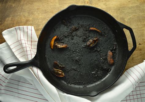 How To Clean And Season A Cast Iron Skillet - Food.com