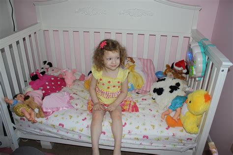 The Torres Family: Toddler Bed!