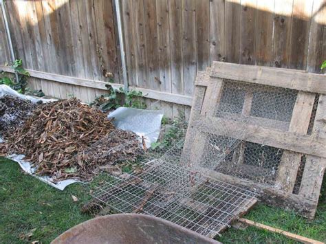 Easiest DIY build for a backyard composting bin from scrap wood?