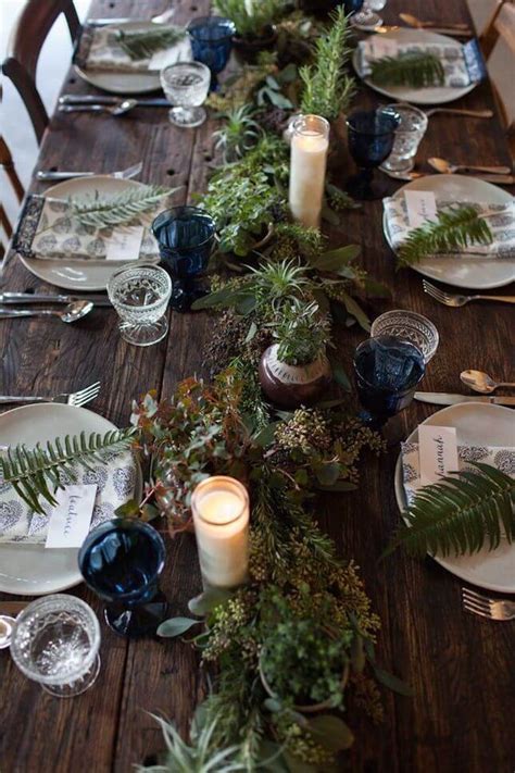 31 Rustic Christmas Table Settings To Wow Your Guests